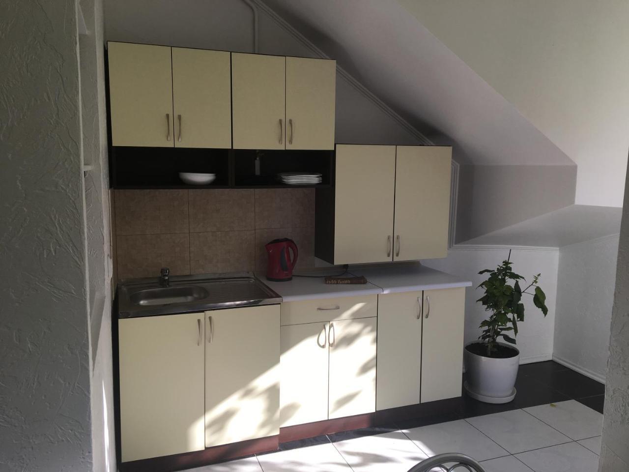Guculka Apartment ยาเรมชา ภายนอก รูปภาพ